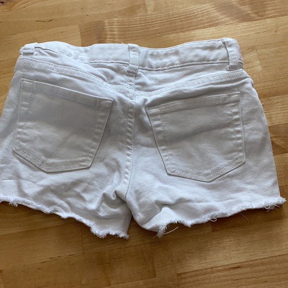 Shorts - Picture 2 of 3